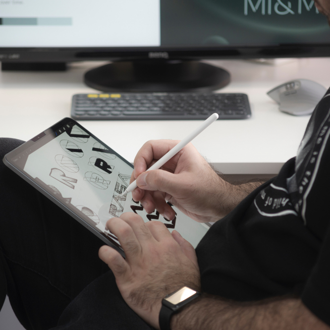 fakurian-design-SwEugqgu3xI-unsplash